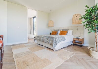Beautiful Modern 5-Bedroom Guest House situated in Kingswood Estate, George, Western Cape, South Africa.